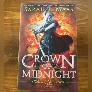 Sarah J Maas Crown of Midnight Original Cover. Excellent Condition-unread